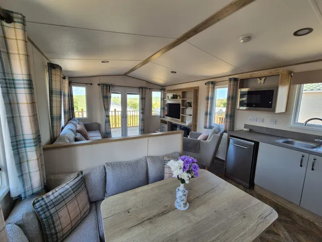 Blenheim kitchen, dining and living area